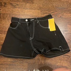 H&M black jean shorts no rips